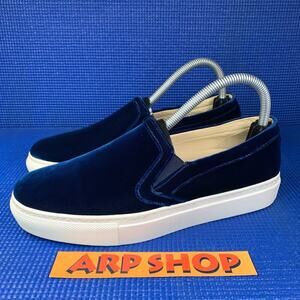 🔴 M. GEMI The Cerchio Velvet Women's Size 8 Royal Blue Slip-on Walking Shoes